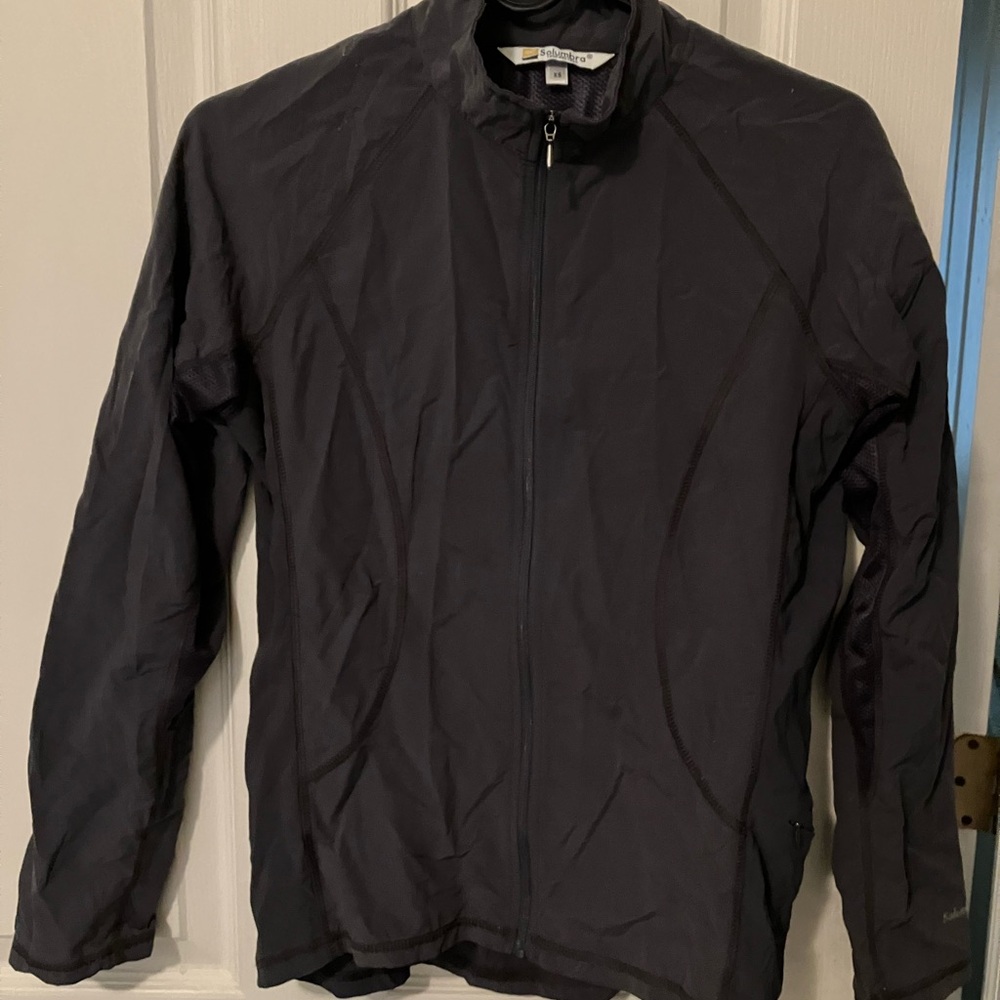 Woman’s Solumbra sun protection workout jacket size XS